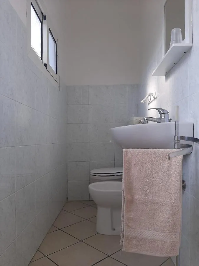 Coccinella Apartment Vallebona Italy